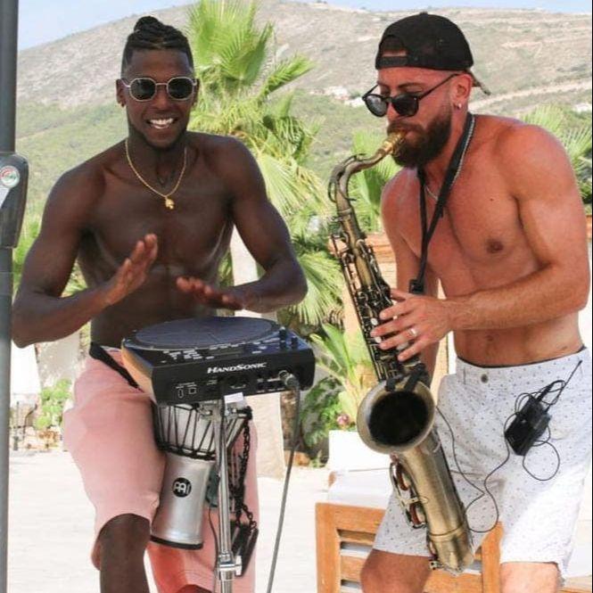 Emi Sax and Hansel Percussion - Event in Benidorm